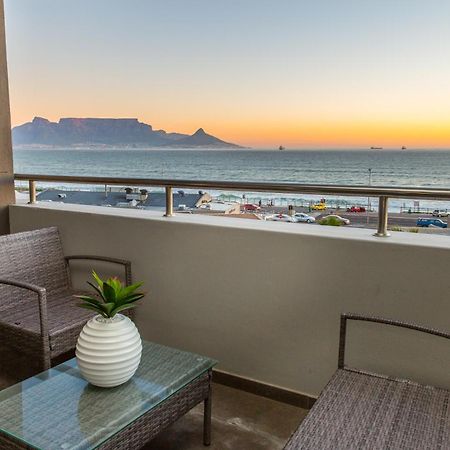 Modern Beachfront With Ocean Views - Infinity G9, Blouberg, Cape Town Блаубергстранд Экстерьер фото