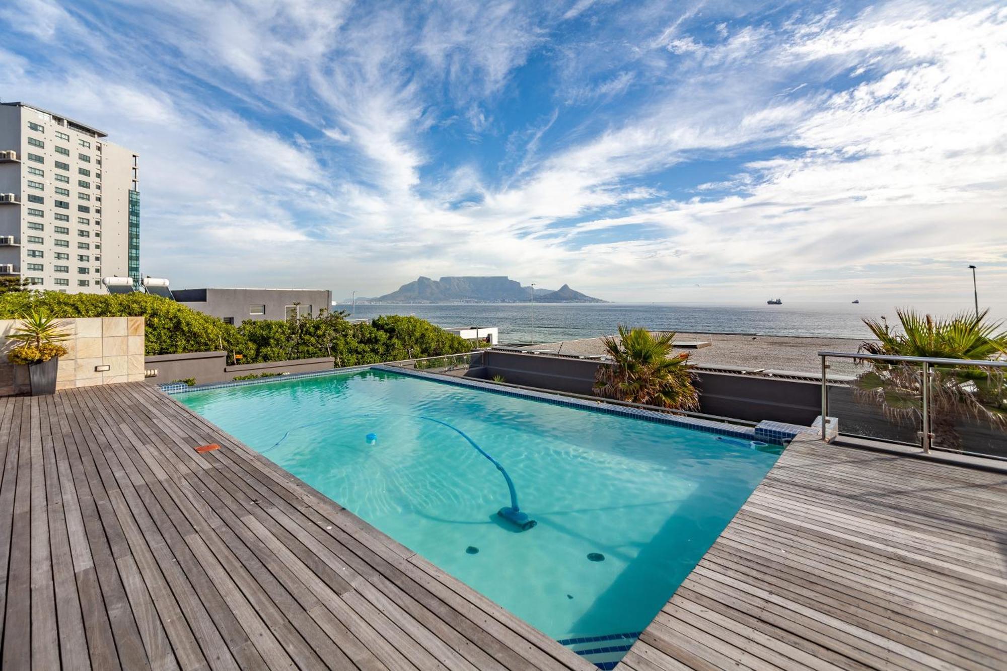 Modern Beachfront With Ocean Views - Infinity G9, Blouberg, Cape Town Блаубергстранд Экстерьер фото