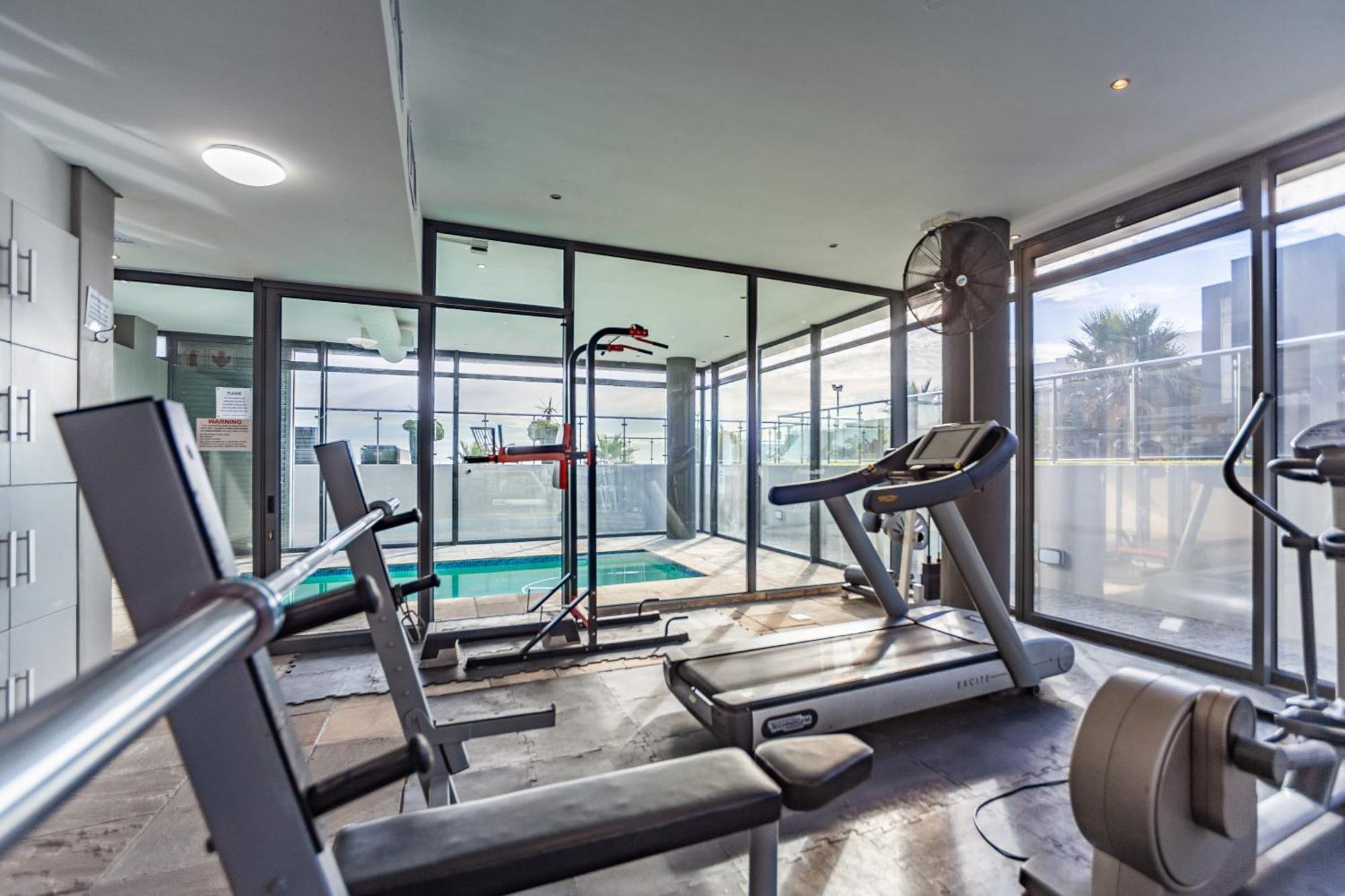 Modern Beachfront With Ocean Views - Infinity G9, Blouberg, Cape Town Блаубергстранд Экстерьер фото