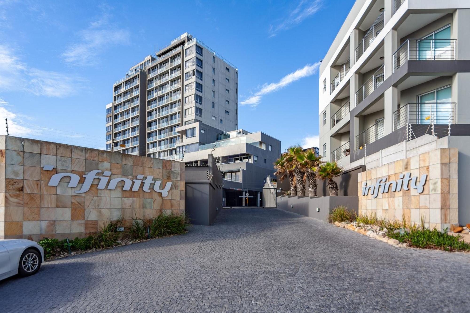 Modern Beachfront With Ocean Views - Infinity G9, Blouberg, Cape Town Блаубергстранд Экстерьер фото